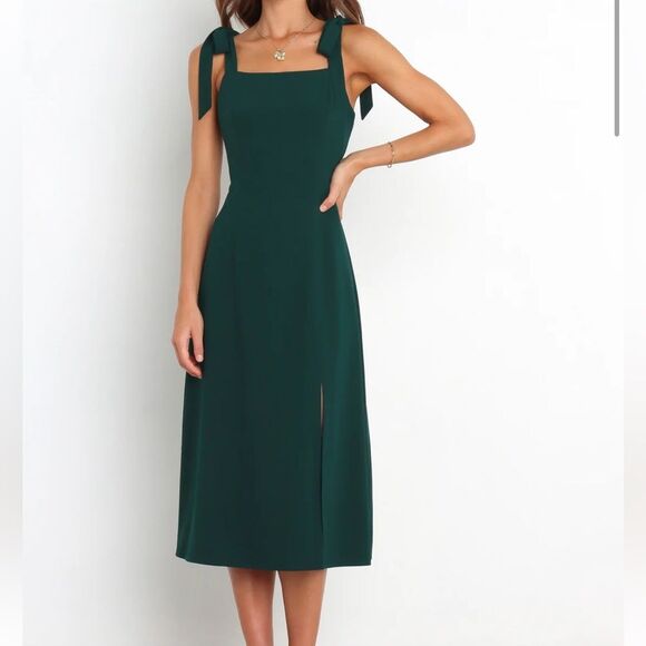 Petal & Pup Dresses & Skirts - Petal and Pup Laurel dress emerald green size 4 NWT